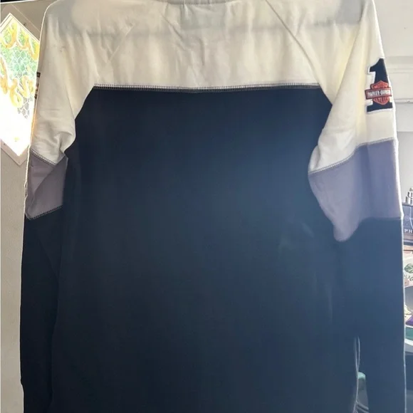 Harley Davidson Long Sleeve - Picture 2 of 5